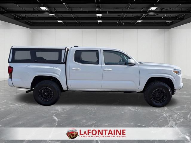 Used 2021 Toyota Tacoma SR AWD/4WD image 6