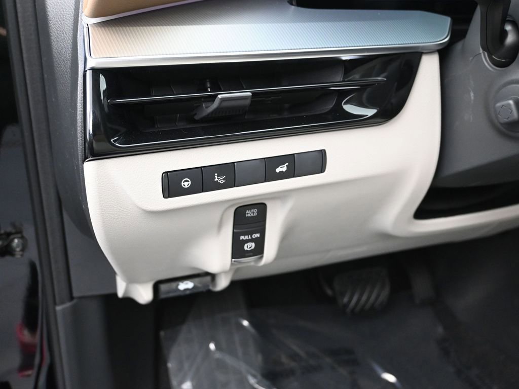 New 2026 Nissan Murano Platinum w/ Cargo Package image 13