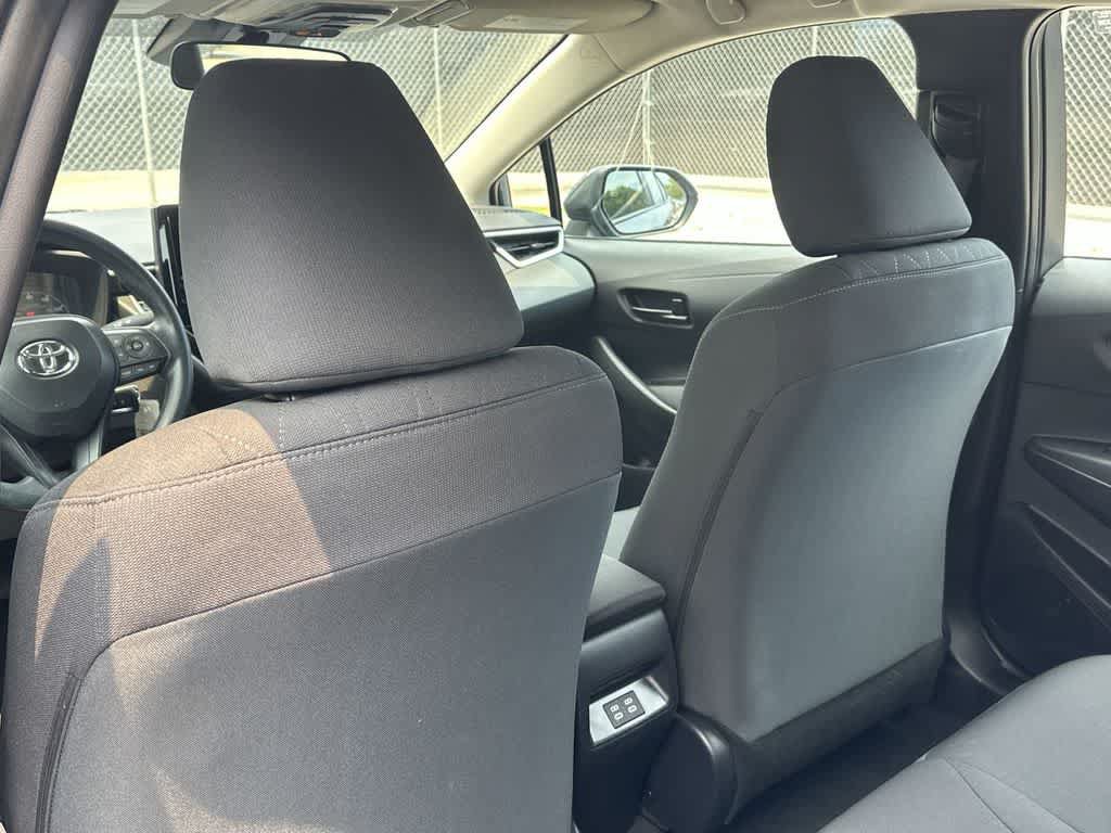 Used 2025 Toyota Corolla LE FWD image 23