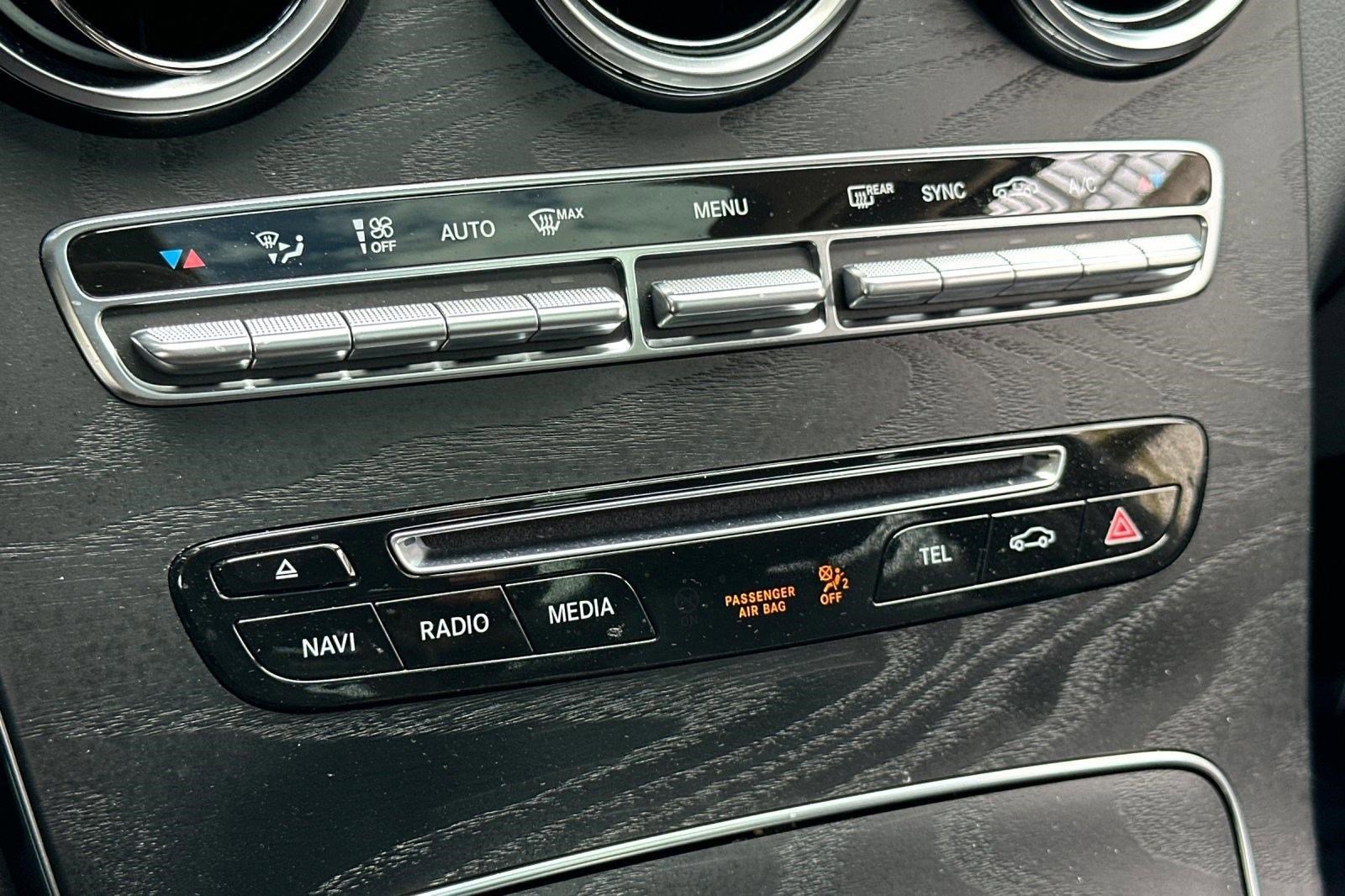 Used 2019 Mercedes-Benz GLC 300 4MATIC image 18