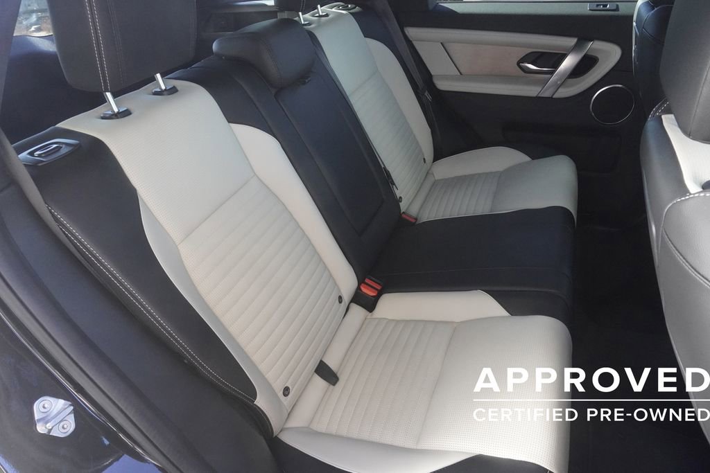 Used 2025 Land Rover Discovery Sport Dynamic SE image 27