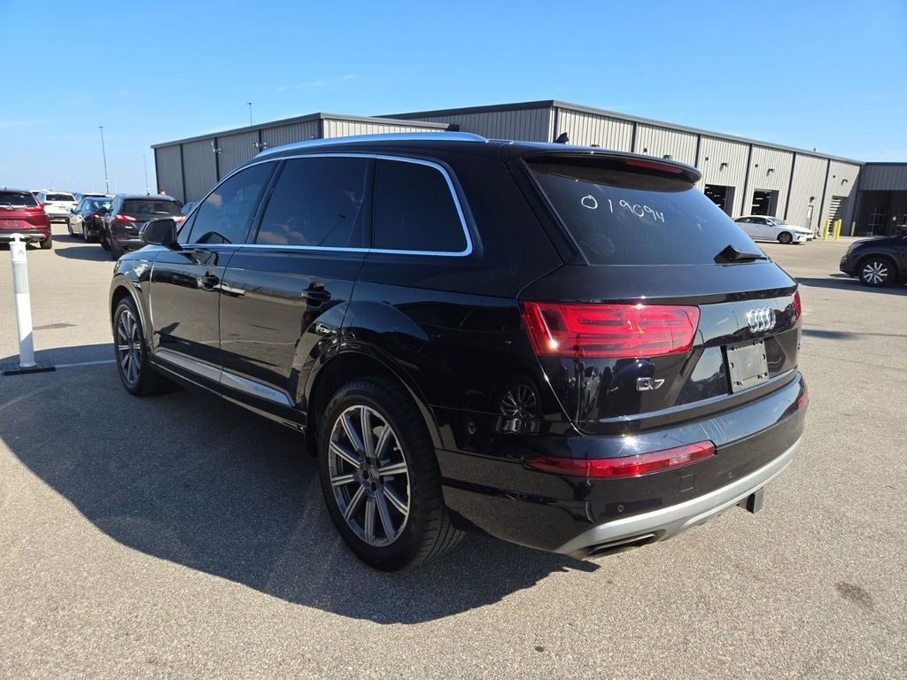 Used 2018 Audi Q7 3.0T Prestige image 4