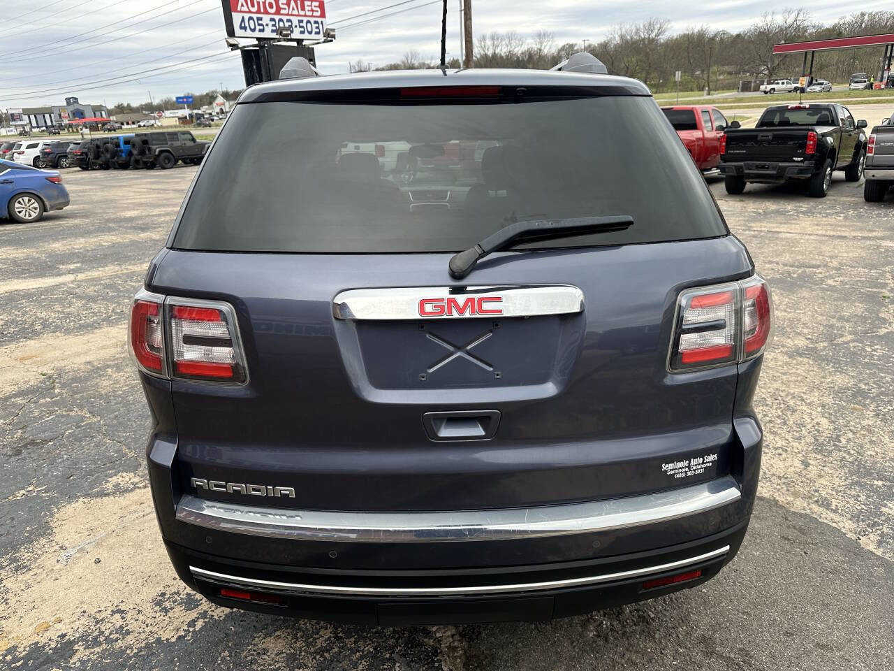 Used 2014 GMC Acadia SLE image 8
