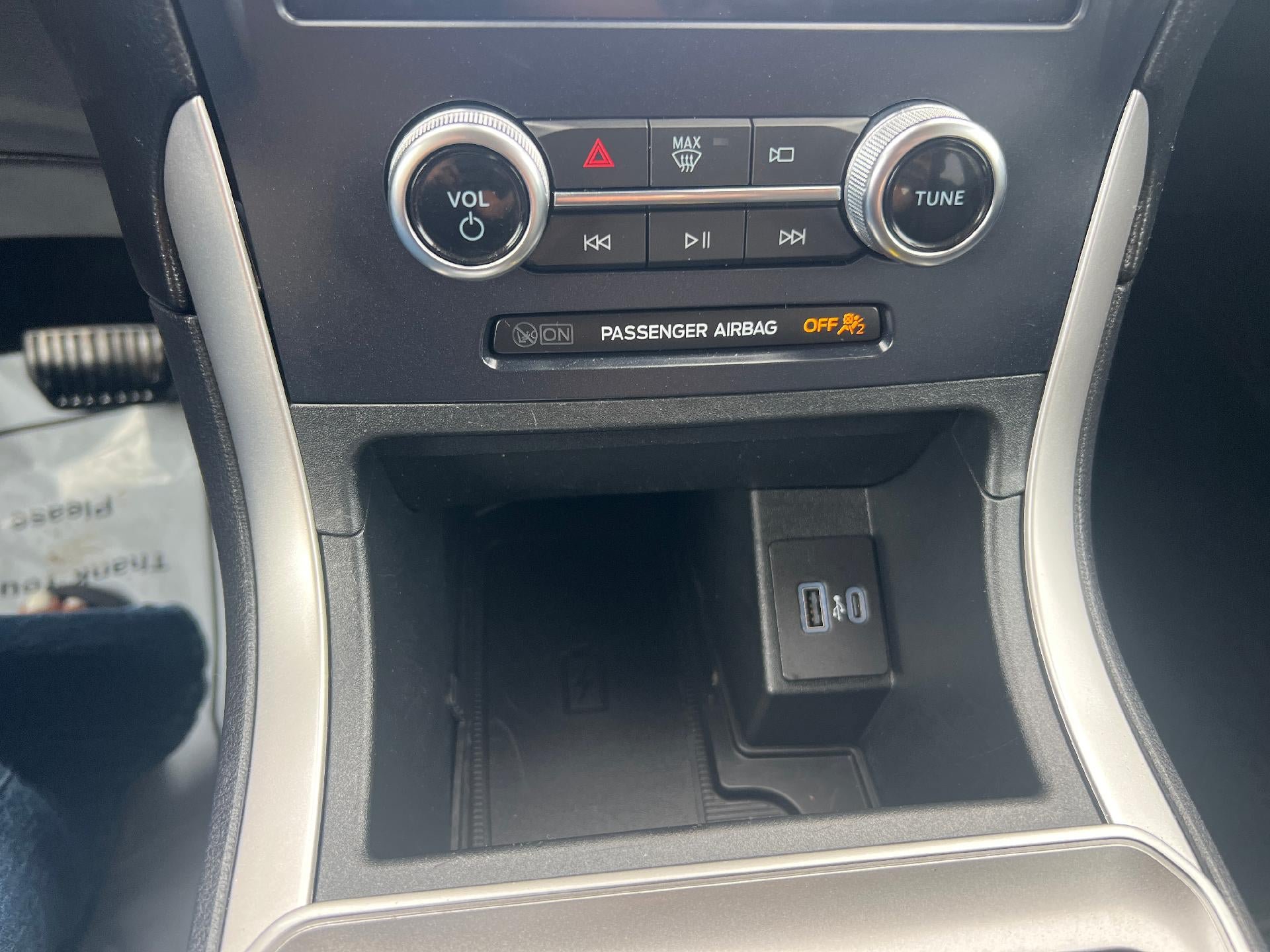 Used 2023 Ford Edge SEL w/ Convenience Package AWD/4WD image 16