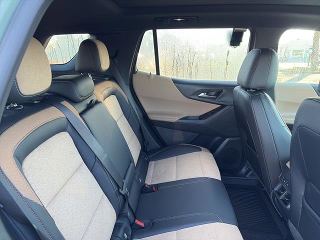 New 2026 Chevrolet Equinox ACTIV w/ Convenience Package III image 11