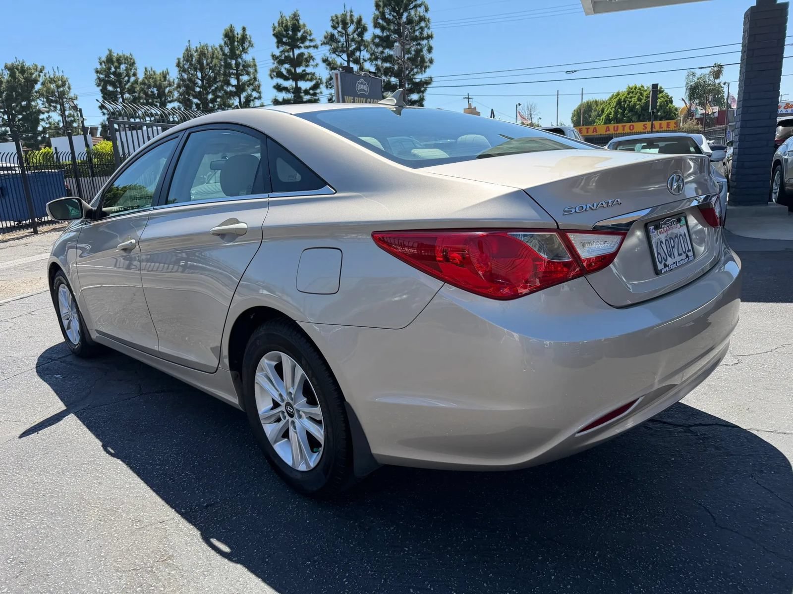 Used 2011 Hyundai Sonata GLS w/ Popular Equipment Pkg 2 FWD image 17