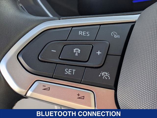 Certified 2024 Volkswagen Tiguan SE image 15