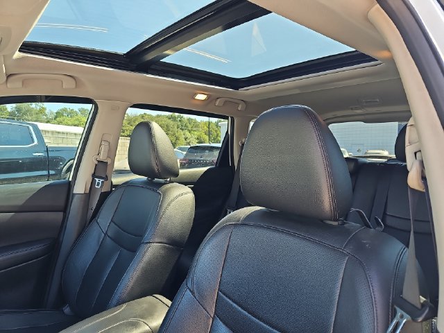 Used 2020 Nissan Rogue SL w/ Premium Package FWD image 15