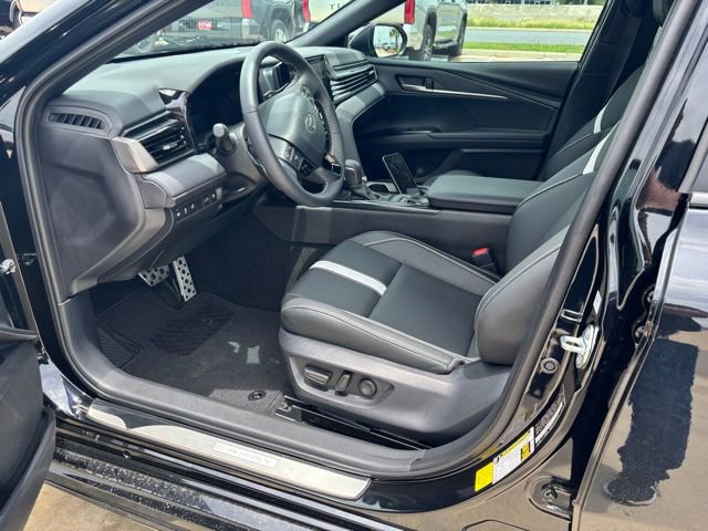 Certified 2026 Toyota Camry SE w/ Convenience Package FWD image 3