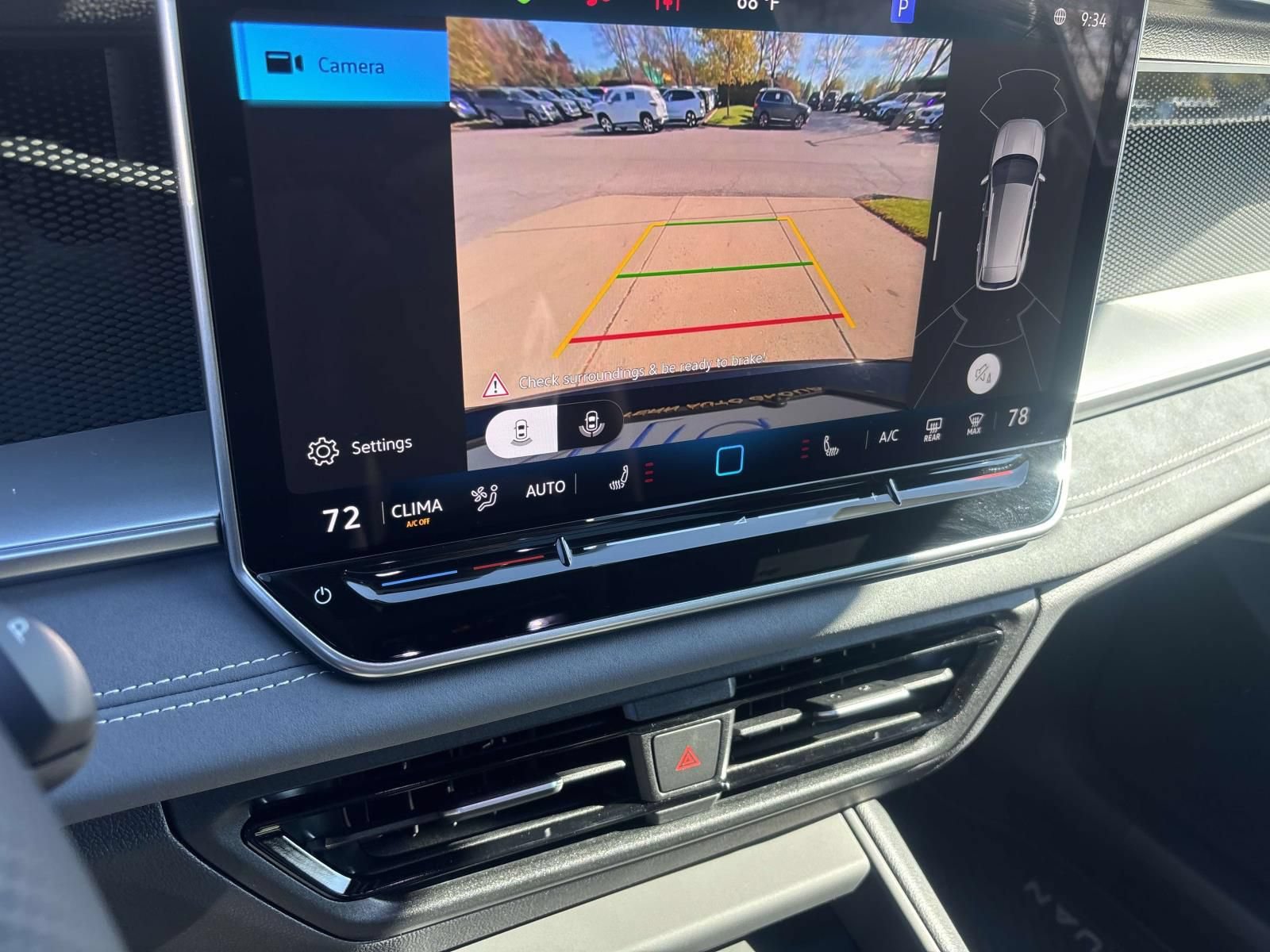 New 2026 Volkswagen Tiguan SE R-Line AWD/4WD image 22