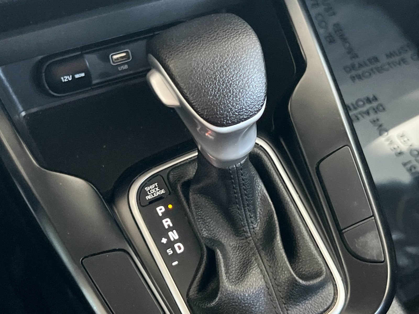 Certified 2023 Kia Soul LX w/ LX Technology Package FWD image 20