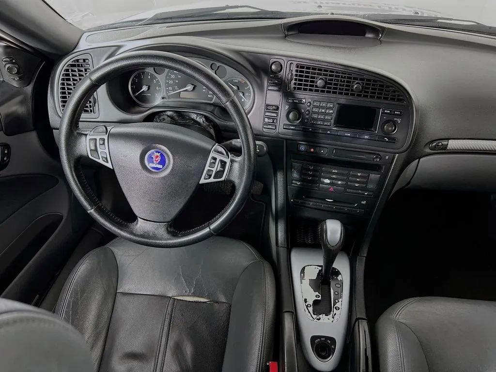 Used 2004 Saab 9-3 Aero image 21