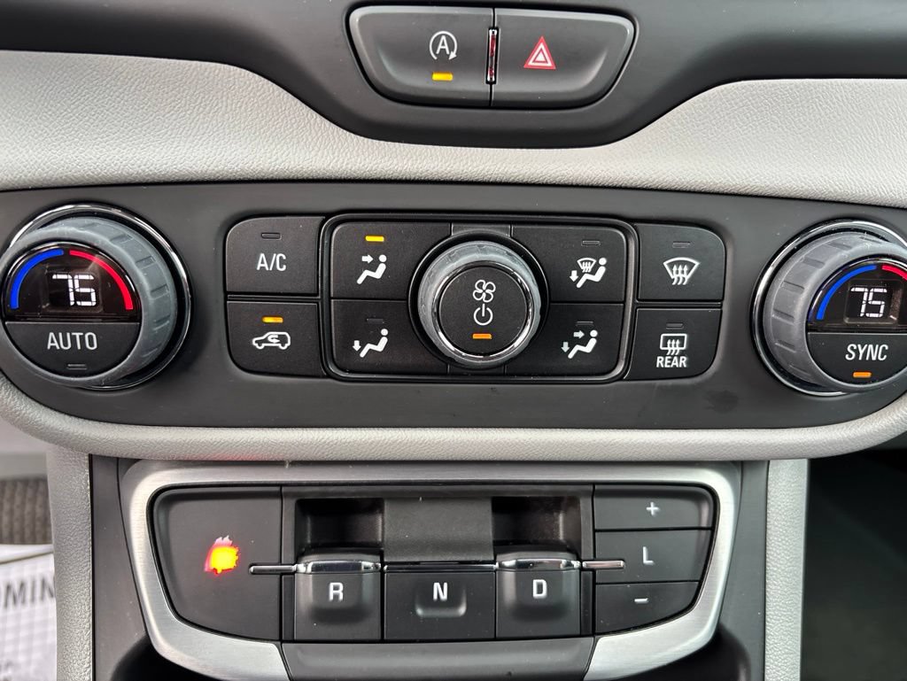 Used 2023 GMC Terrain SLE w/ Driver Convenience Package AWD/4WD image 26
