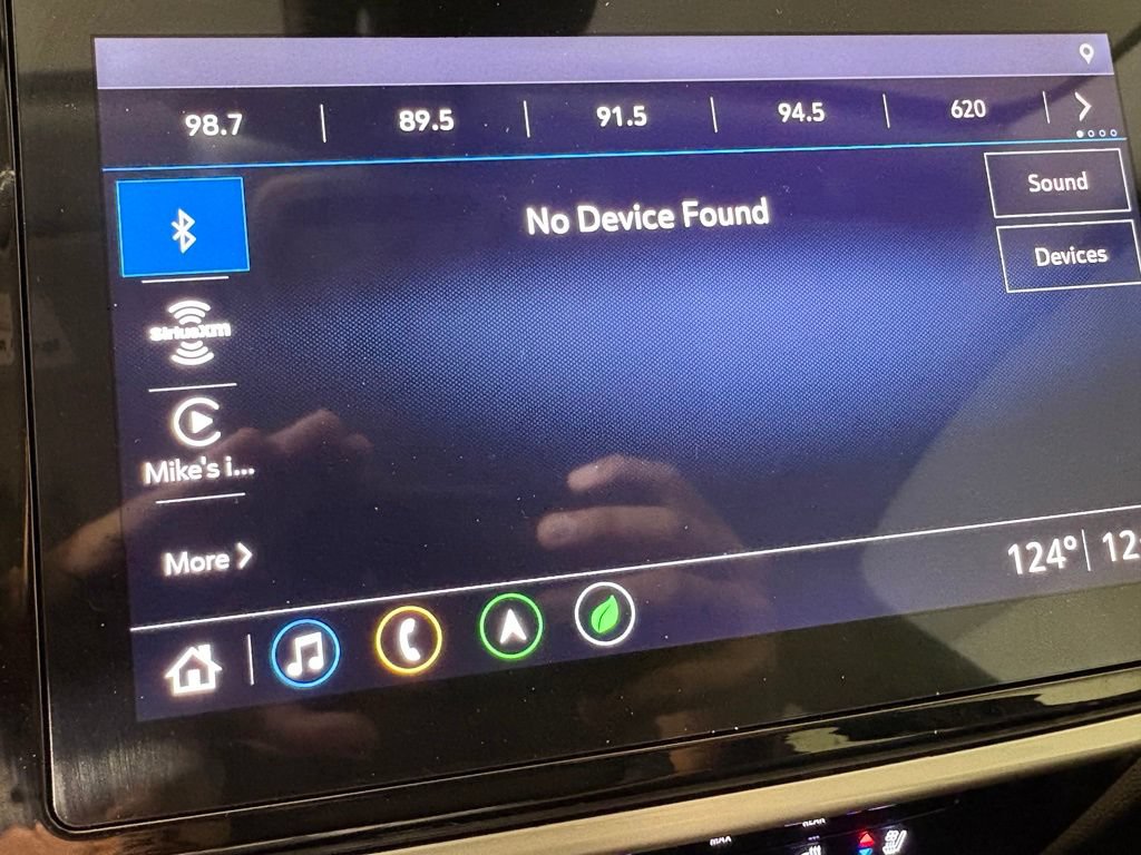 Used 2022 Chevrolet Bolt EUV Premier w/ Sun & Sound Package FWD image 33