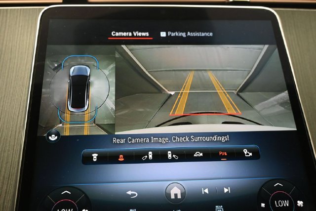 Used 2023 Mercedes-Benz EQE 500 4MATIC Sedan w/ Pinnacle Trim Package image 14