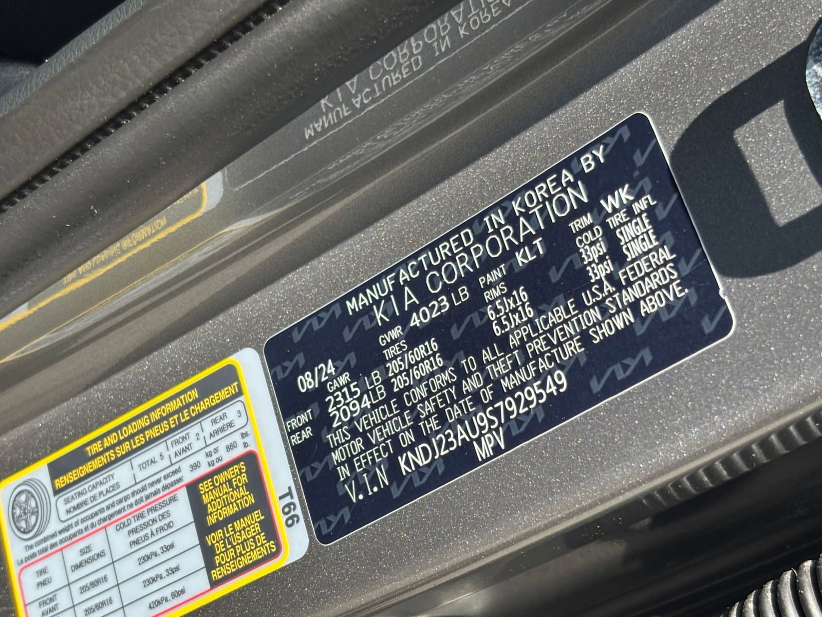 Used 2025 Kia Soul LX w/ LX Technology Package FWD image 27