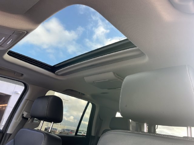 Used 2018 Chevrolet Tahoe LT AWD/4WD image 27