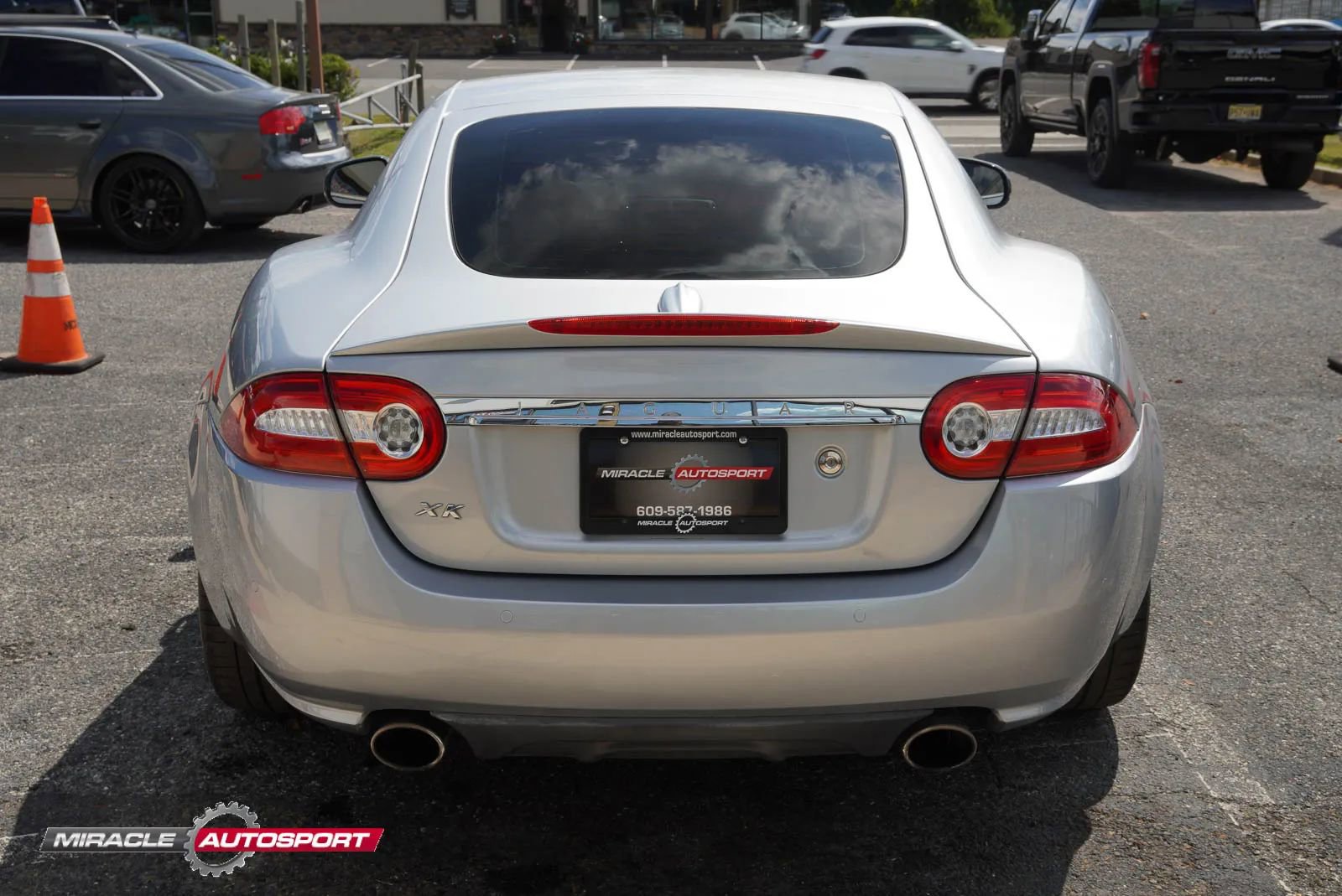 Used 2011 Jaguar XK Coupe image 6