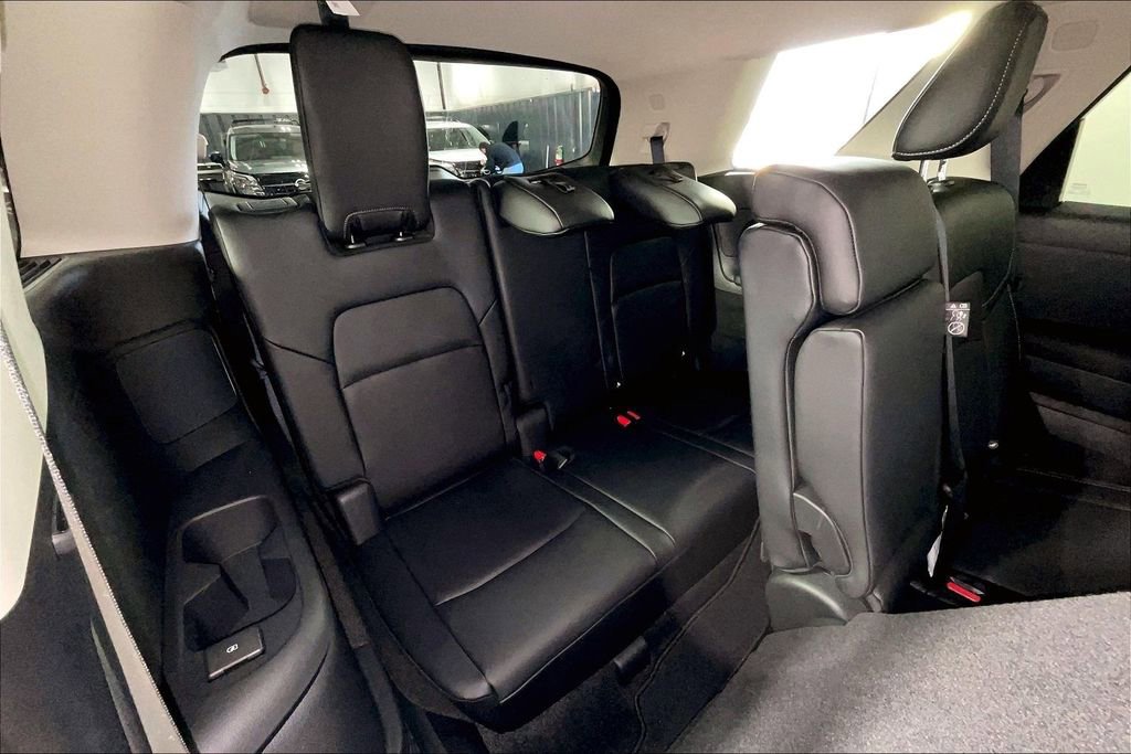 New 2026 Nissan Pathfinder SL AWD/4WD image 44