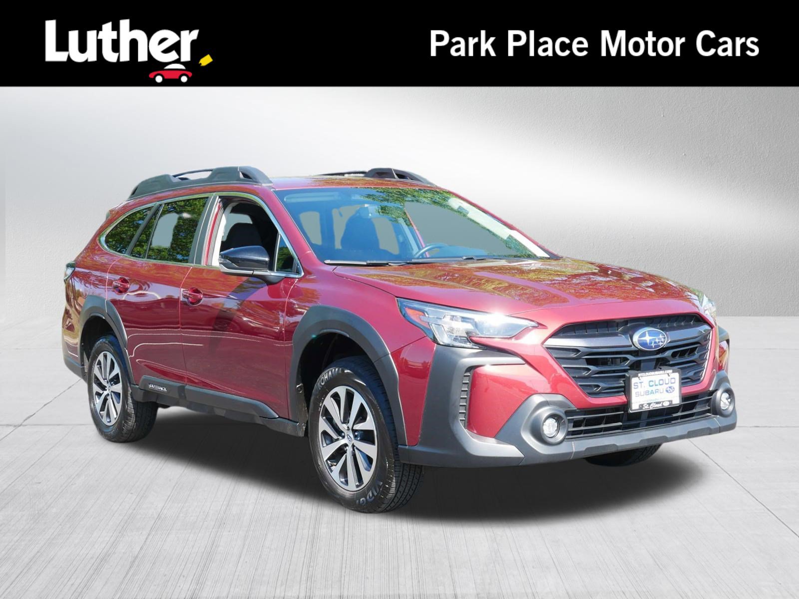 Used 2025 Subaru Outback Premium AWD/4WD image 1