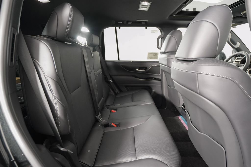 New 2026 Lexus LX 700h Luxury image 16