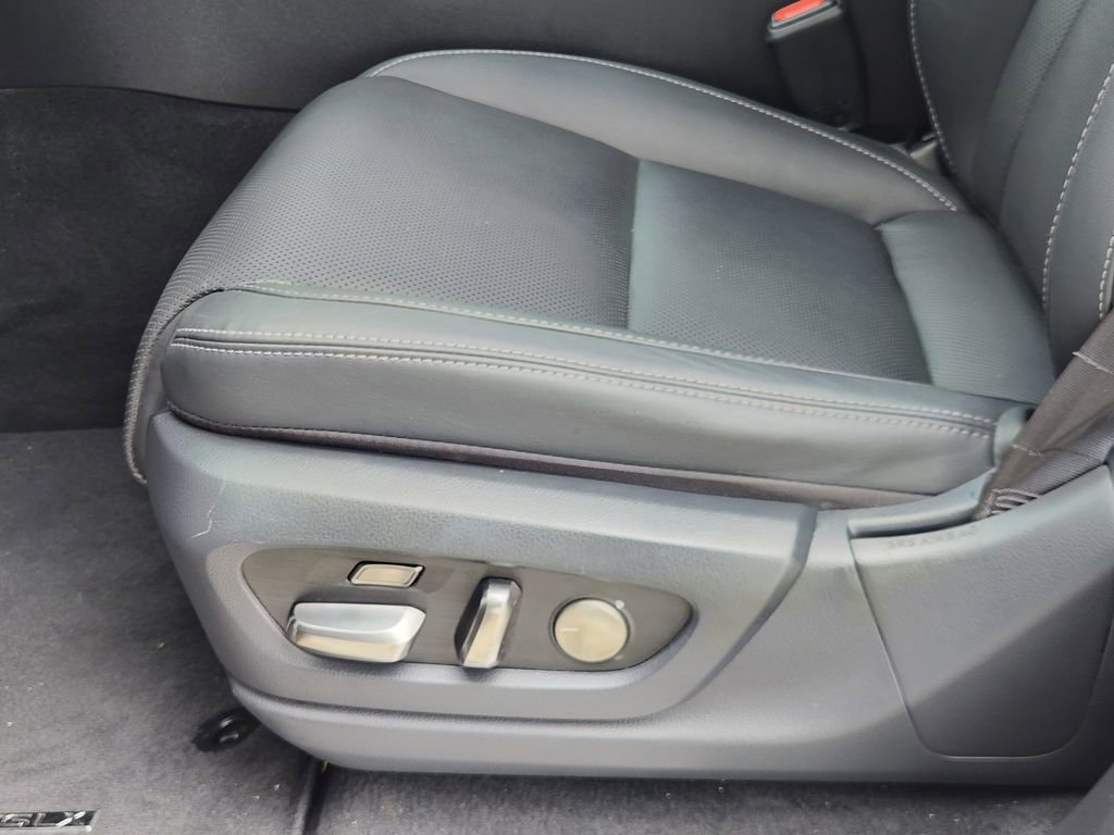 Used 2023 Lexus LX 600 4WD w/ Interior Upgrade Package image 25