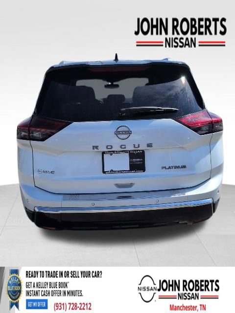Used 2024 Nissan Rogue Platinum FWD image 8