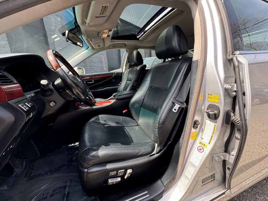 Used 2012 Lexus LS 460 AWD w/ Luxury Value Edition image 14