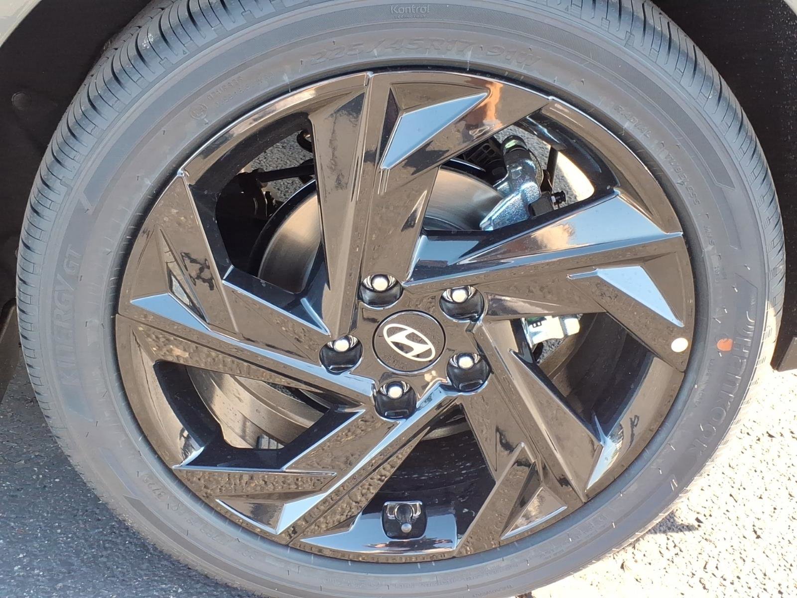 New 2026 Hyundai Elantra SEL Sport Premium image 5