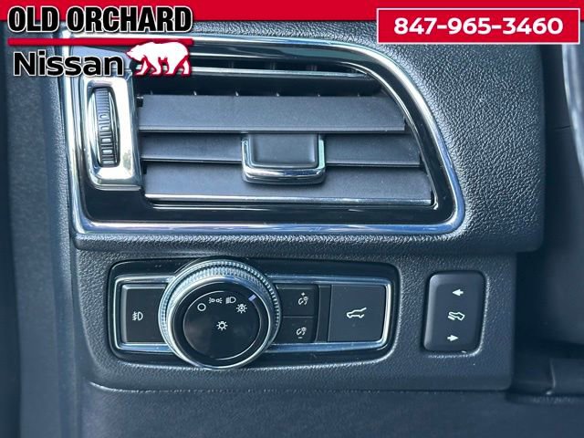 Used 2021 Lincoln Navigator L Reserve image 13