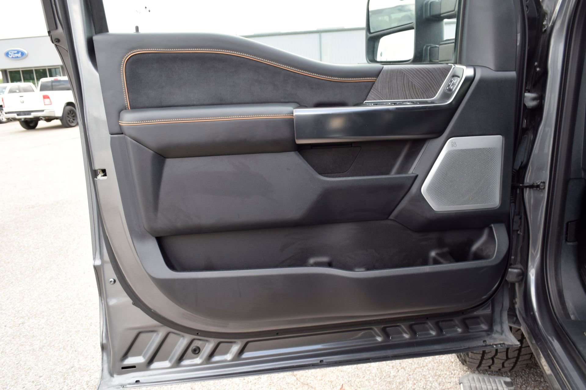 Used 2024 Ford F250 Platinum AWD/4WD image 19