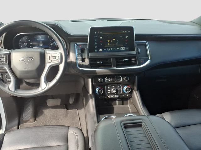 Used 2024 Chevrolet Suburban Z71 w/ Luxury Package AWD/4WD image 12