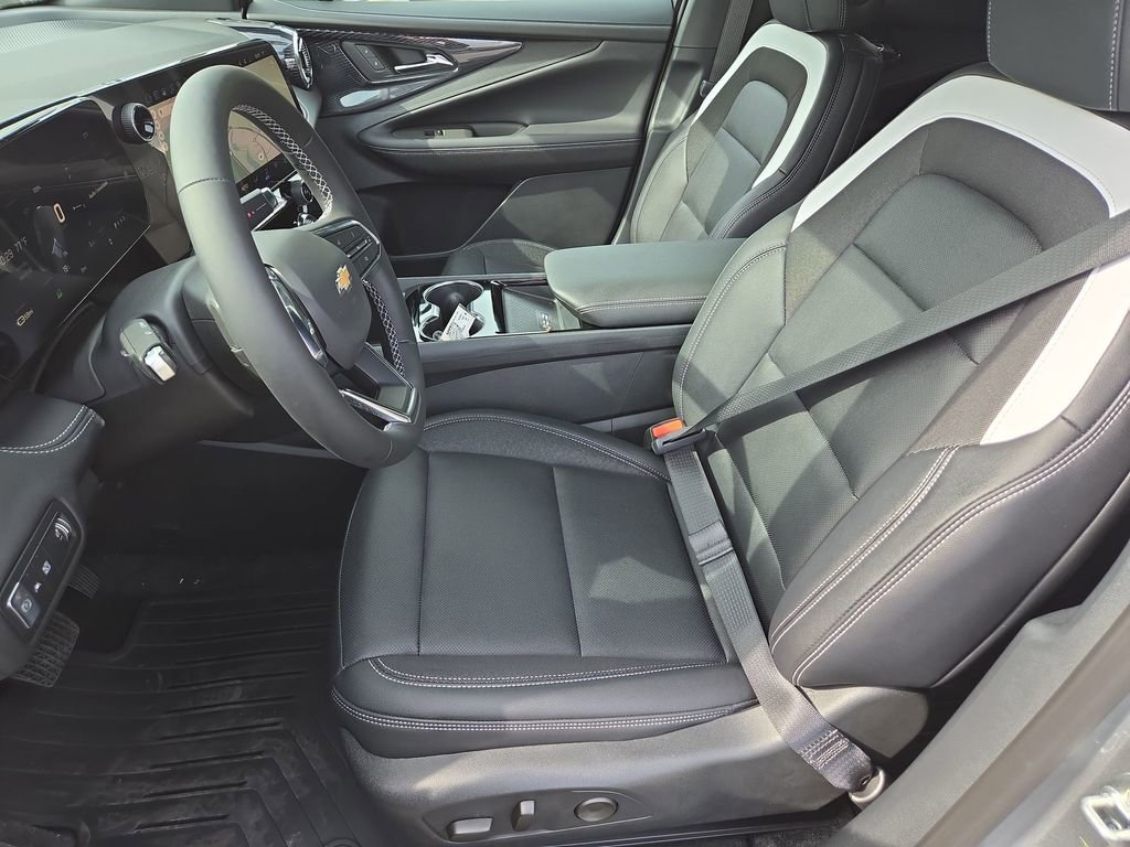 New 2026 Chevrolet Blazer EV LT image 18