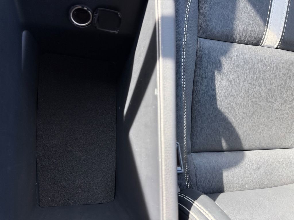 Certified 2025 Toyota Camry SE image 37
