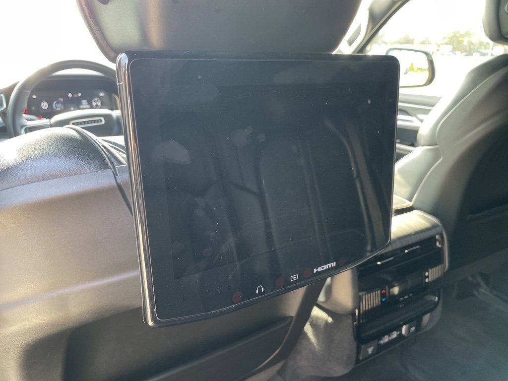 Used 2022 Jeep Wagoneer Series II w/ Rear Seat Video Group 1 image 28