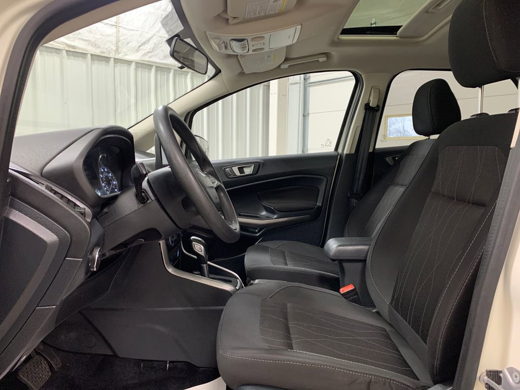 Used 2021 Ford EcoSport SE image 4