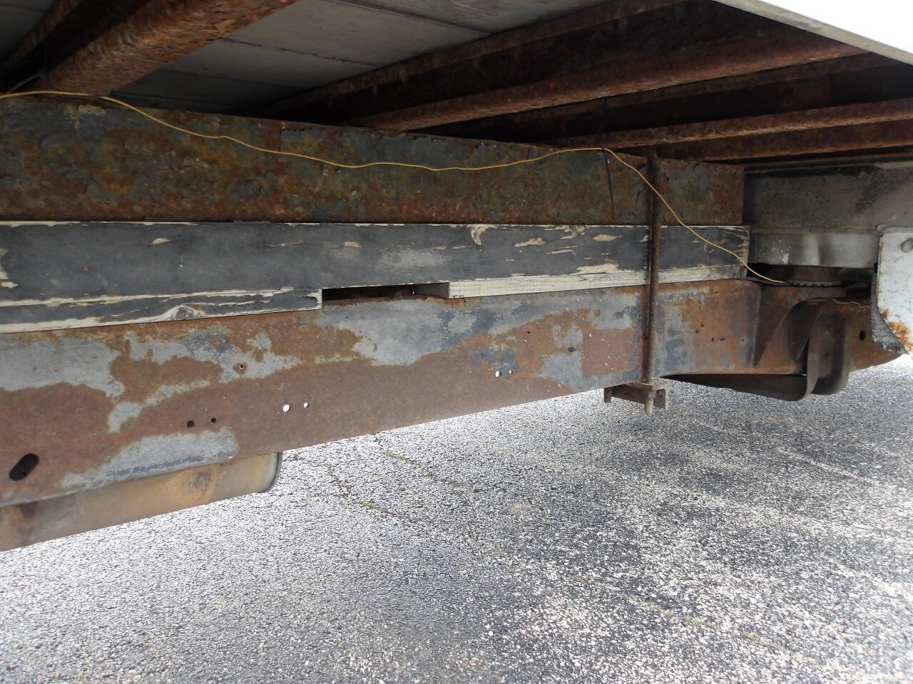 Used 2003 GMC Savana 3500 image 30