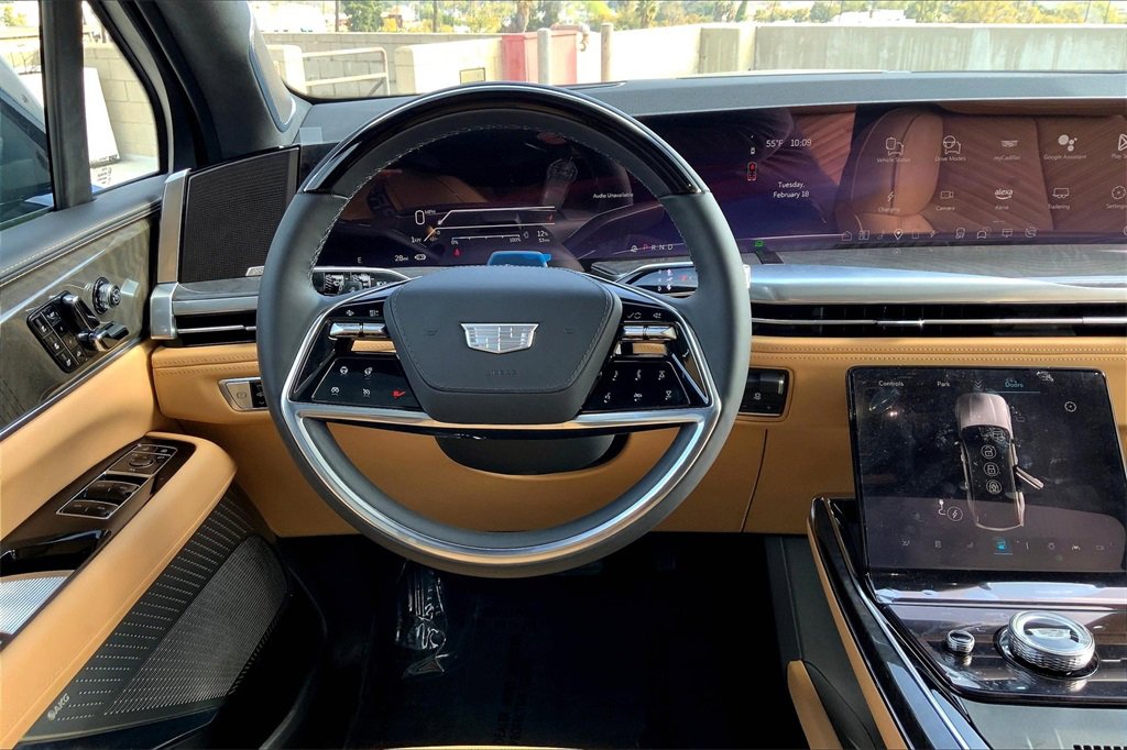 New 2025 Cadillac Escalade IQ Luxury 2 image 21