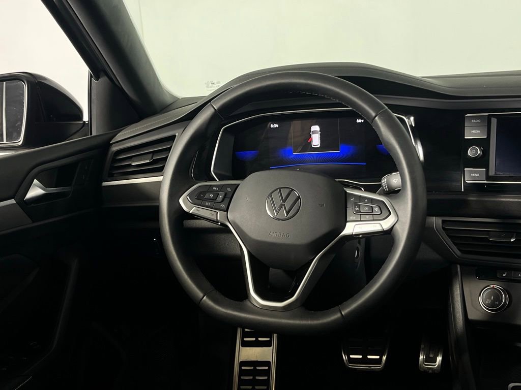 Used 2024 Volkswagen Jetta Sport image 31