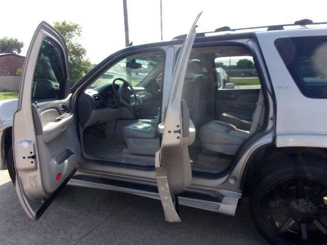 Used 2007 GMC Yukon SLT w/ SLT Preferred Equipment Group image 18