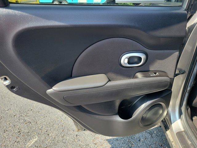 Used 2019 Kia Soul FWD image 9