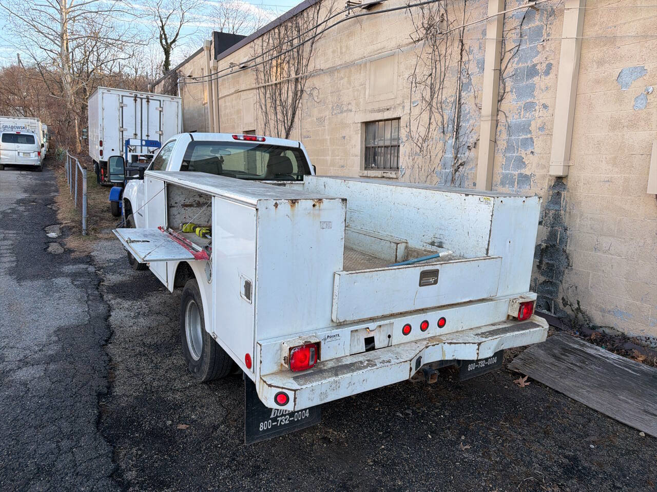 Used 2011 GMC Sierra 3500 W/T w/ Snow Plow Prep Package image 5