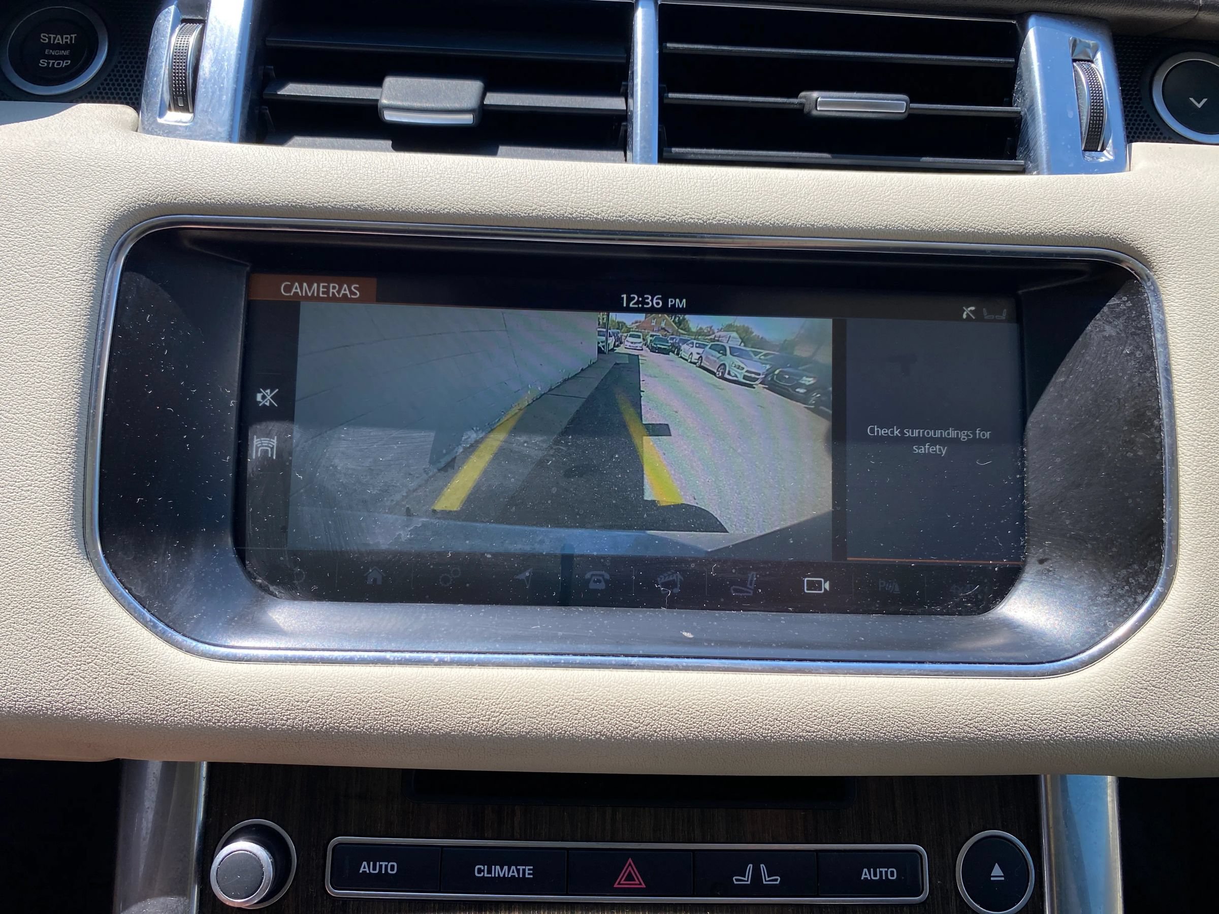 Used 2017 Land Rover Range Rover Sport HSE AWD/4WD image 20