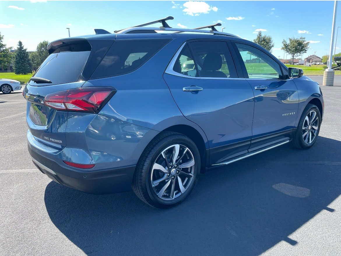 Used 2024 Chevrolet Equinox Premier image 36