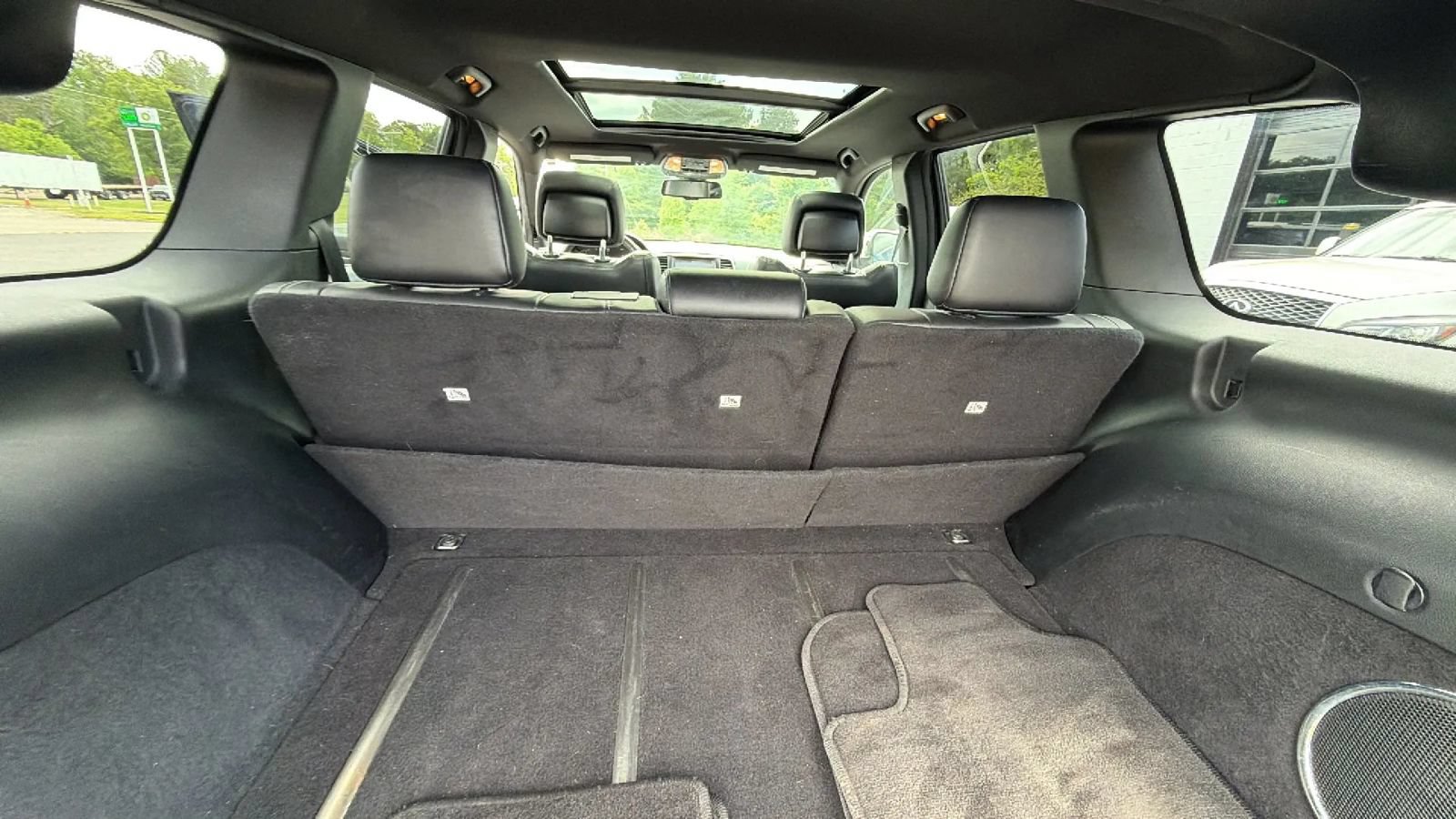 Used 2015 Jeep Grand Cherokee Limited w/ Luxury Group II RWD image 55