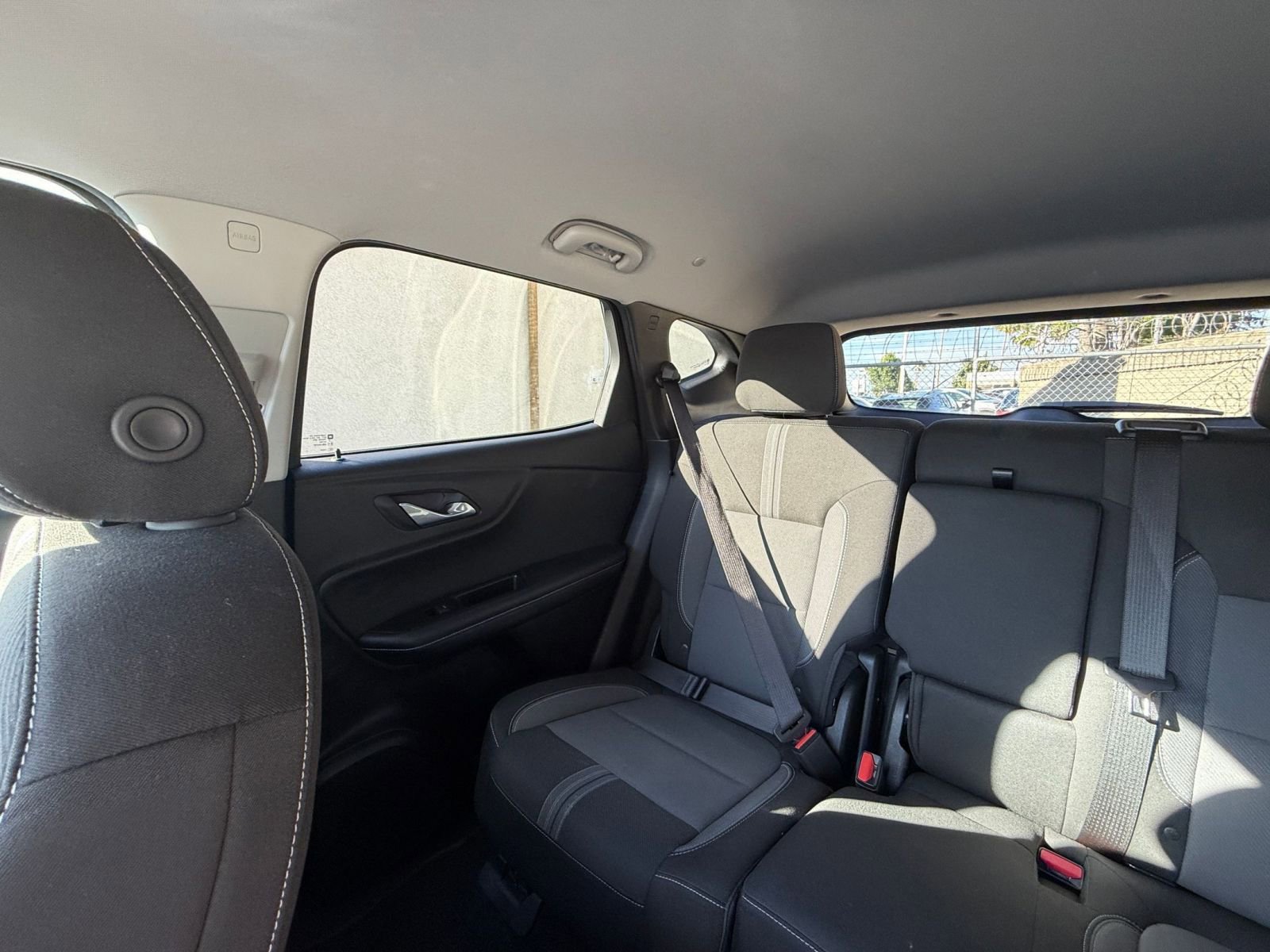 Used 2025 Chevrolet Blazer LT image 40
