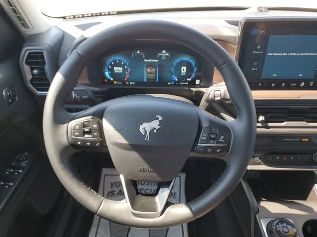 Used 2025 Ford Bronco Sport Outer Banks w/ Outer Banks Tech Package+ AWD/4WD image 19