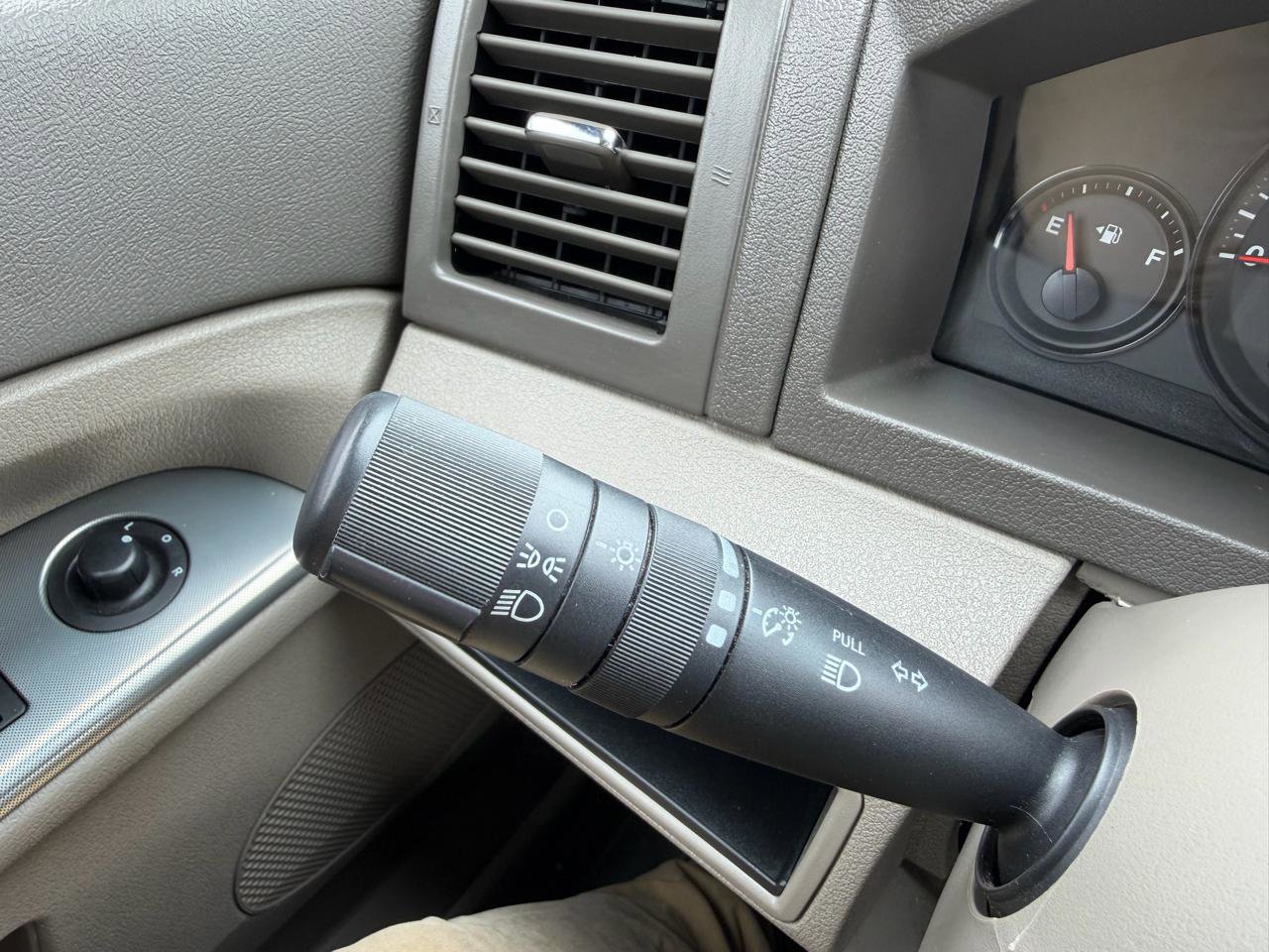 Used 2006 Jeep Grand Cherokee Laredo image 26