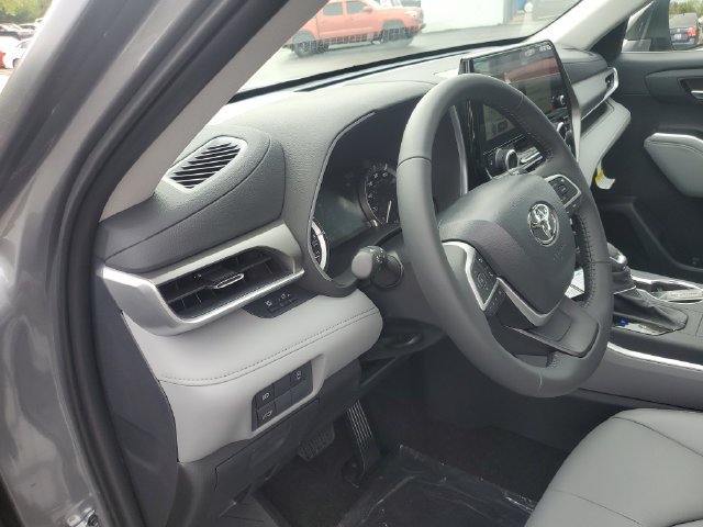 New 2026 Toyota Highlander XLE AWD/4WD image 20