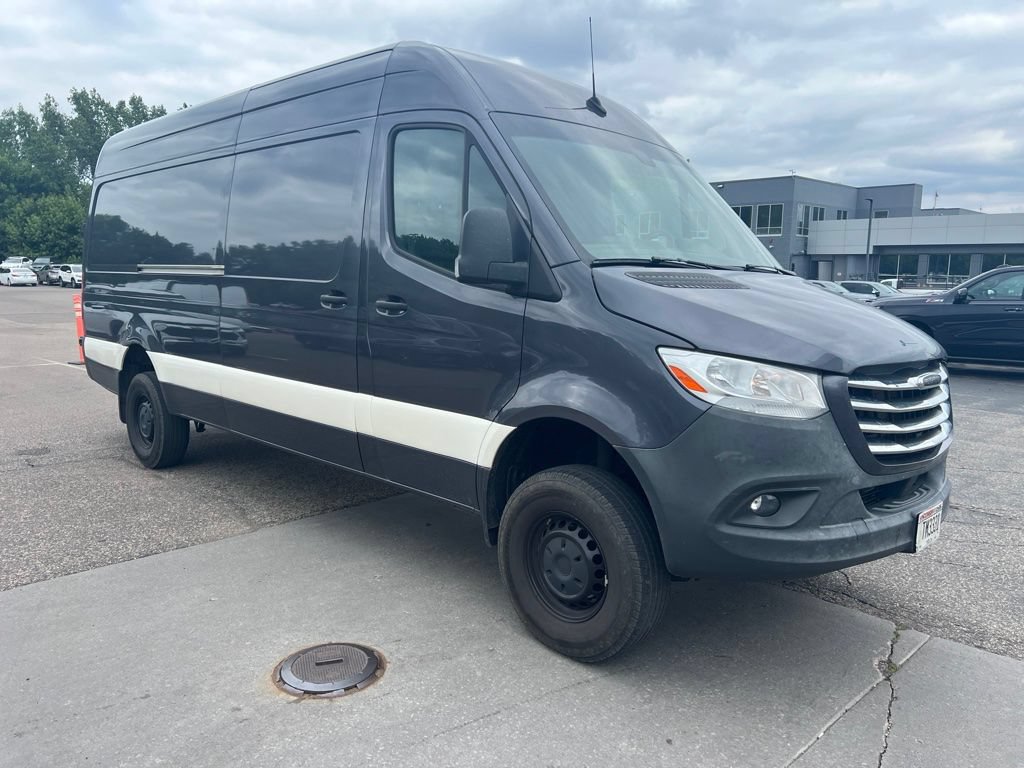 Used 2021 Freightliner Sprinter 2500 AWD/4WD image 10